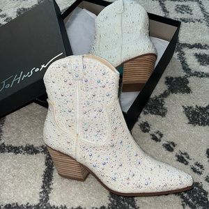 Betsey Johnson Diva Pearl Boot